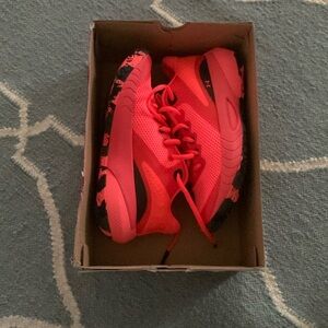 Under Armour Women's HOVR Breakthru Red Shoes- 5.5